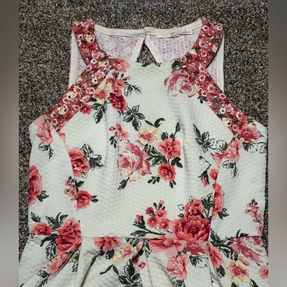Rewind Floral Juniors A-Line Dress in Pink and White - Picture 8 of 10